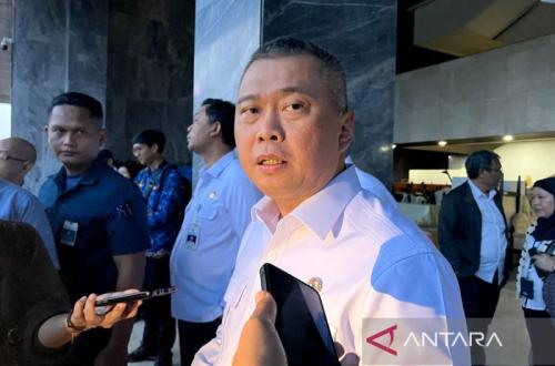 Menhub Bahas Tarif Batas Atas Tiket Pesawat Akibat Geopolitik