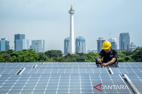 Bahlil: Peresmian Tahap I PLTS 100 GW Akan Dilakukan Prabowo di Bali