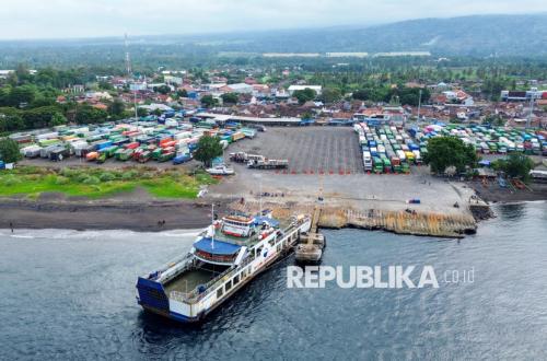 Pelabuhan Ketapang Siapkan Kantong Parkir untuk Cegah Antrean Truk