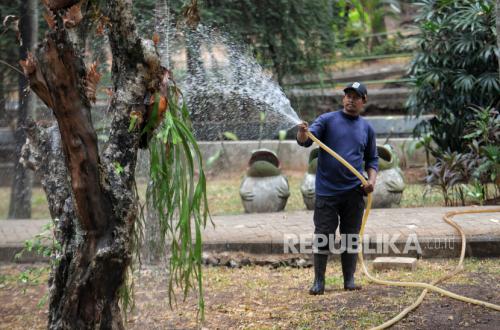 Upayakan Besok Turun Hujan Deras di Jakarta Lewat OMC, Pramono: Yang Penting Jangan Banjir