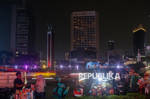 Hari Ozon Sedunia, Lampu Bundaran HI dan Kawasan Sudirman Padam Sejenak
