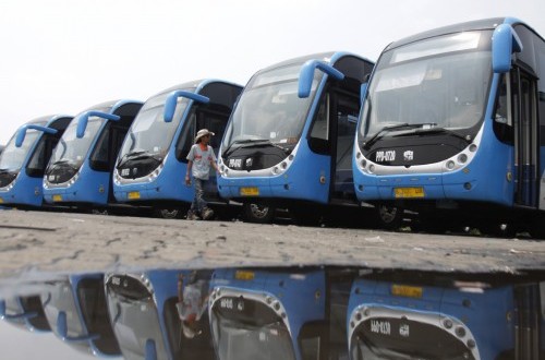 Bus Transjakarta Keluar Asap Buat Penumpang Panik, Bus Gandeng Zhongtong Diinvestigasi