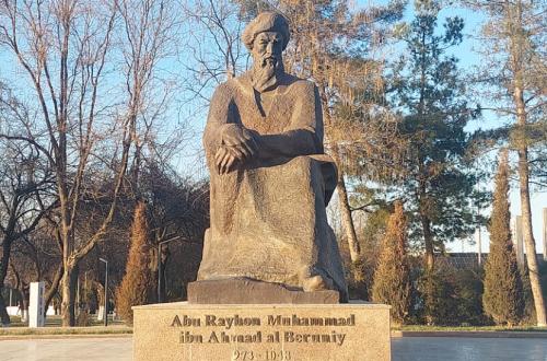 Kemiripan yang Mencurigakan: Benarkah Max Weber Plagiasi Ide Sarjana Muslim Al-Biruni?