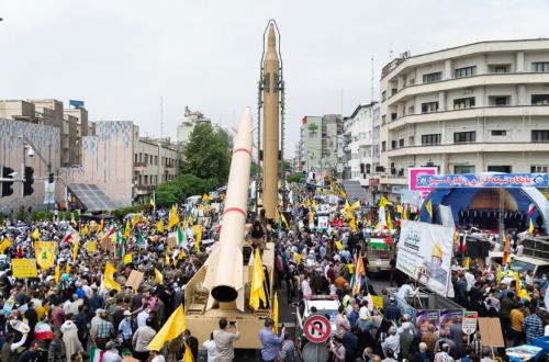 IRGC Hantam Pusat Penyulingan Minyak di Haifa dengan Rudal Kheibar Shekan