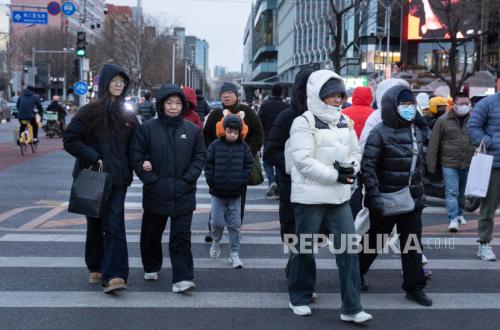 Ekonomi China Tumbuh 4,3 Persen, Terendah dalam Beberapa Dekade