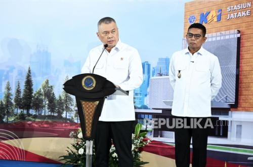 Temui Pramono, Menhub Dorong Layanan Angkutan Feeder bagi Pemudik
