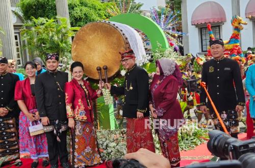 Warga Semarang Antusias Ikuti Kirab Budaya Dugderan Sambut Ramadhan