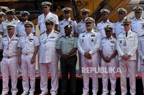 Republika Sempat Bertemu KSAL Iran yang Kapal Perangnya Ditorpedo AS