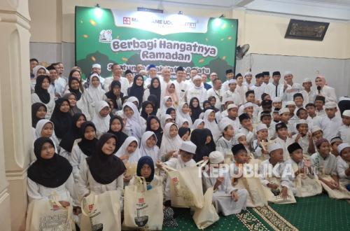 Marugame Udon dan Baitulmaal Muamalat Salurkan 800 Paket Ramadhan untuk Yatim
