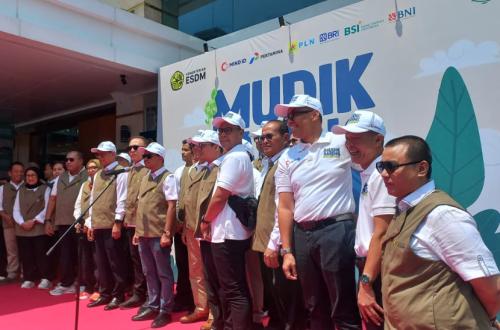Kapal Pertamina Tertahan di Selat Hormuz, Bahlil Minta Waktu Negosiasi