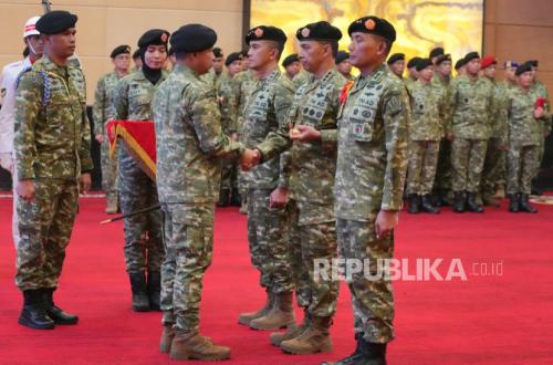 Pangdam dan Kasdam Jaya Hingga Komandan Grup B Paspampres Naik Pangkat