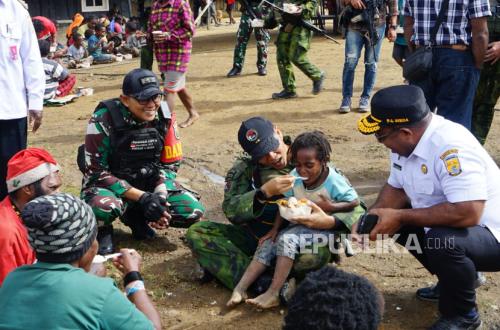 Koops TNI Habema Gelar Bakti Sosial di Distrik Gome