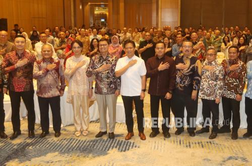 Halalbihalal GP Farmasi Indonesia, Menkes Dorong Industri Kurangi Impor