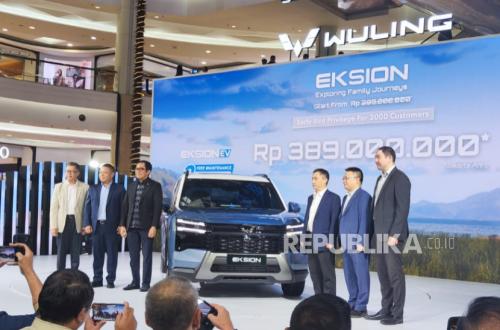 Wuling Umumkan Harga Resmi SUV Wuling Eksion, Termurah Mulai Rp389 Juta