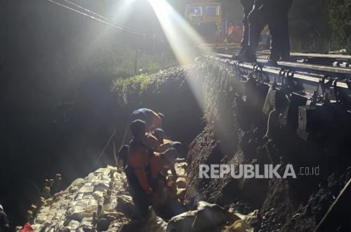 Kembali Longsor, Perjalanan Kereta Cianjur-Sukabumi Dibatalkan Semua