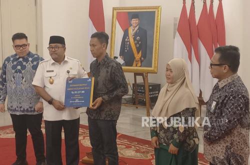 Dari Taspen untuk Mengenang Ibu Guru Nurlaela