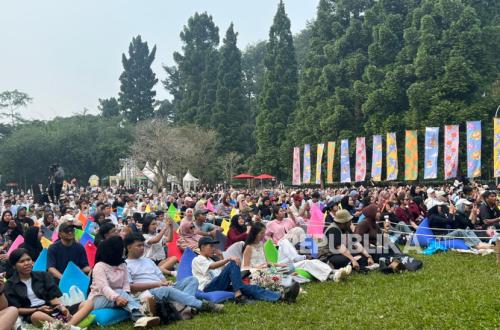 Menikmati Harmoni Alam, Musik, dan Senja di Kebun Raya Bogor