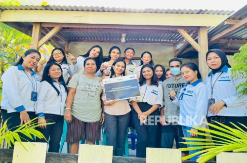 PNM Peduli Menguatkan Langkah Guru Honorer SDK Wukur NTT yang Mengabdi di Tengah Keterbatasan