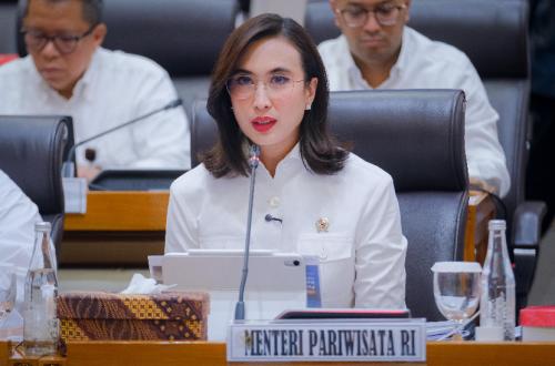 Di Tengah Gejolak Rupiah, Menpar Sebut Kunjungan Wisman dan Devisa Pariwisata Tumbuh Positif
