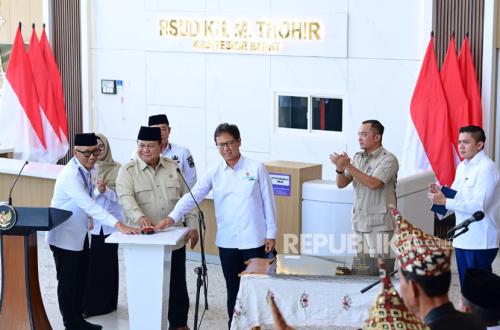Resmikan RSUD KH Muhammad Thohir, Prabowo: Tingkatkan Layanan Kesehatan