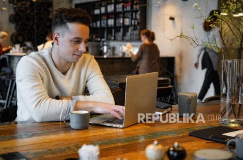 Internet Berkualitas Perkuat Daya Saing UMKM di Era Ekonomi Digital