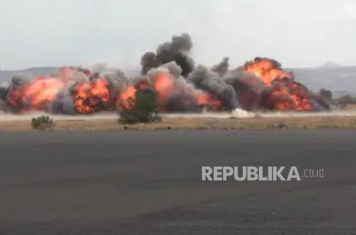 Bandara Sanaa Diserang, Houthi Ancam Serangan Besar ke Saudi