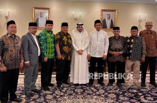 Ketum Ikadi Temui Dubes Qatar, Sampaikan Duka atas Wafatnya Sheikh Hamad