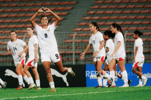 Ketum Umum PSSI: Gelar Juara Beruntun Timnas Putri Bukti Sepak Bola Putri Indonesia Terus Maju