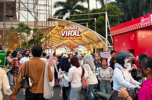 Berburu Kuliner Viral: Mengapa Banyak Orang Rela Antre demi Makanan Hits?