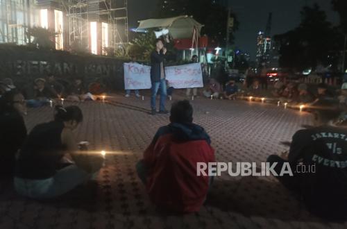Aksi Massa Sambut Kedatangan Eks Jampidsus ke Rutan KPK