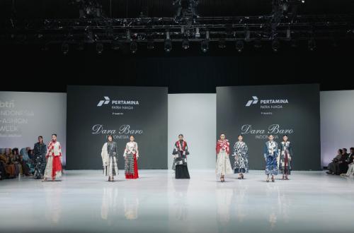 Pertamina Patra Niaga Bawa 11 UMKM Tampil di Indonesia Fashion Week