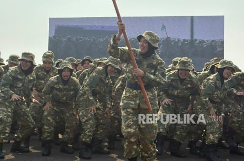 Sekjen Kemenhan Tutup Diklat SPPI, Peserta Pulang ke Daerah Masing-Masing