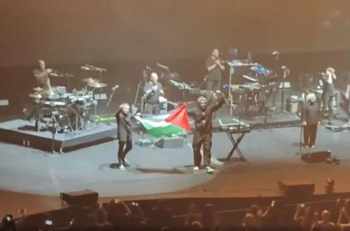 Massive Attack Disanksi Karena Bendera Palestina, Ini Sejarah Singapura Sang ‘Little Israel’