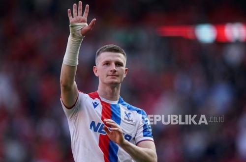MU Kepincut Adam Wharton, Harga Rp2 Triliun Jadi Batu Sandungan