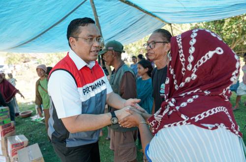Dirut Pertamina Tinjau Lokasi Gempa Flores, Distribusikan Bantuan dan Pasokan Energi