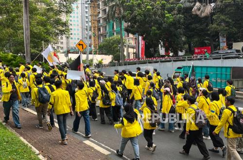BEM UI Sewa 24 Kopaja untuk Aksi di Bundaran HI, Tak Ada yang Datang karena Sopir Diintimidasi
