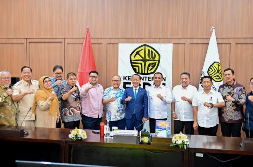 Anwar Hafid Perjuangkan DBH Sulteng, Bahlil Respons Positif