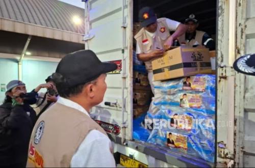 BHS Lepas Kapal Plus 12 Truk Bantuan ke Korban Gempa NTT