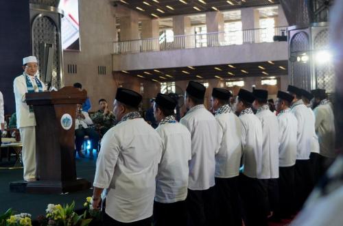Menag Kukuhkan 10 Ribu Guru Alquran di Muktamar V Wahdah Islamiyah