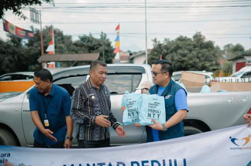 Mandiri Taspen Kirim Bantuan untuk Warga Terdampak Gempa Ende