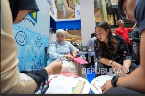 Antusiasme Warga Mengakses Informasi tentang Fidusia hingga Kewarganegaraan