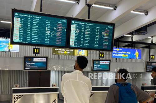 Abu Anak Krakatau Menyebar ke Banten, Jawa Barat, hingga Sumatra, Warga Diimbau tak Keluar Rumah