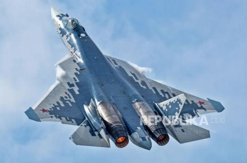 Rusia Bakal Pamerkan Paket Senjata Baru Sukhoi Su-57E di Mesir