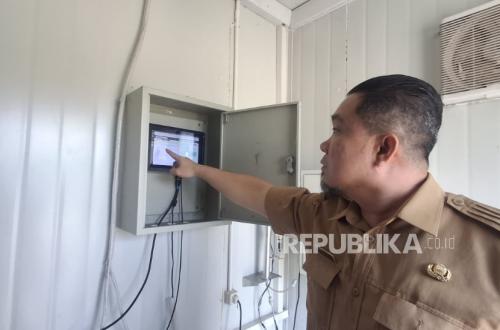 DLH KBB Pantau Kualitas Udara 24 Jam Dampak Abu Vulkanik Gunung Anak Krakatau