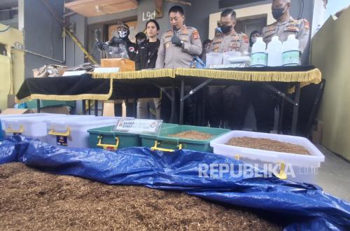 Rumah di Bandung Barat Digerebek Polisi, Isinya Sinte 1,5 Kwintal Senilai Rp15 Miliar