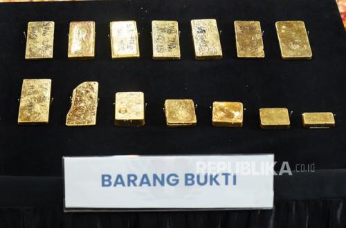 Bea Cukai Ngurah Rai Gagalkan Ekspor Ilegal 10,4 kg Emas Batangan Senilai 26 Miliar