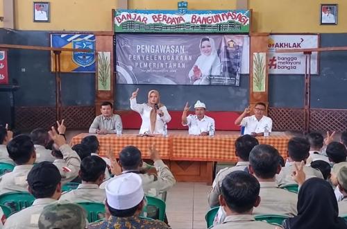 Tina Wiryawati Ajak Laskar Gerindra Hadir di Tengah Masyarakat