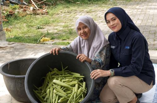 Nasabah PNM Mekaar Sulap Sampah Pasar Jadi Kerajinan Beromzet Jutaan