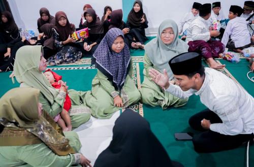 Dai Muda Jadikan Masjid Ruang Belajar dan Berbagi Warga Cilincing