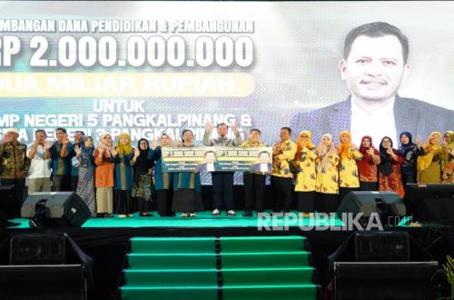 Inspirational Talk Hanta Yuda Rasyid Beri Beasiswa Pelajar dan Sumbang Rp2 M